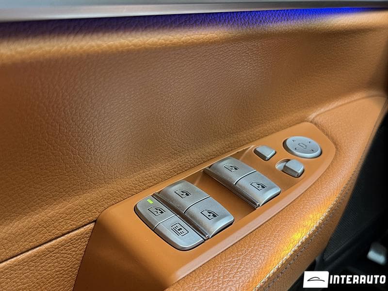 2018 BMW 740 — Miniatură 9
