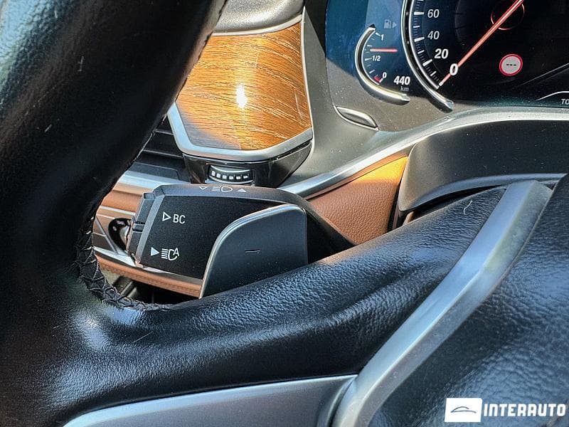 2018 BMW 740 — Miniatură 15