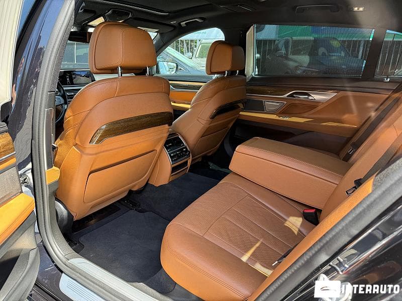 2018 BMW 740 — Miniatură 23
