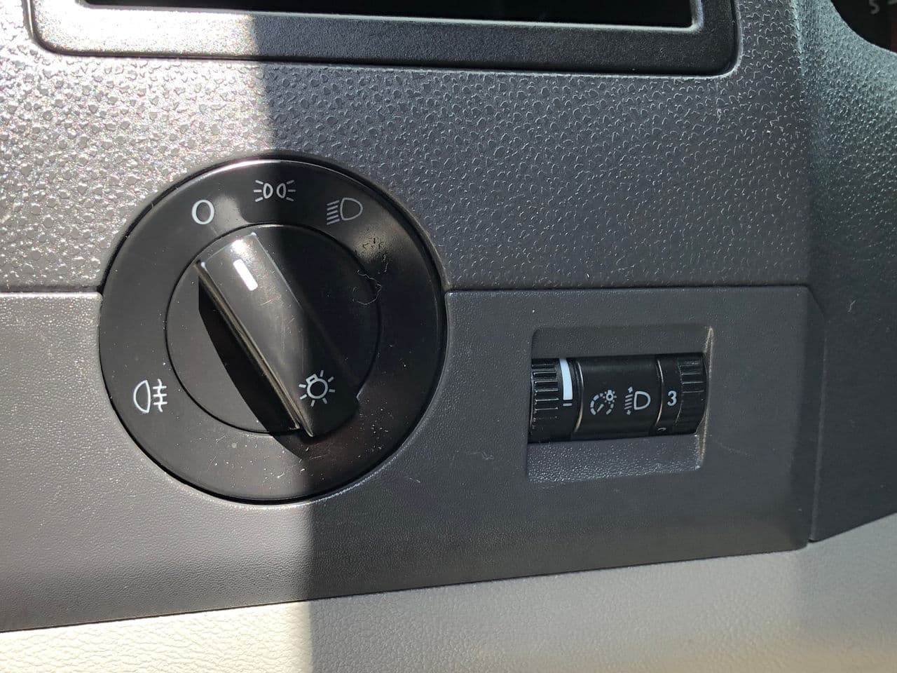 2010 Volkswagen Transporter — Miniatură 14