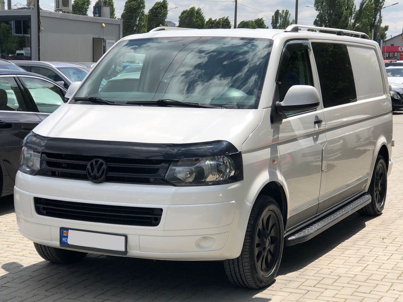 2010 Volkswagen Transporter — Miniatură 3