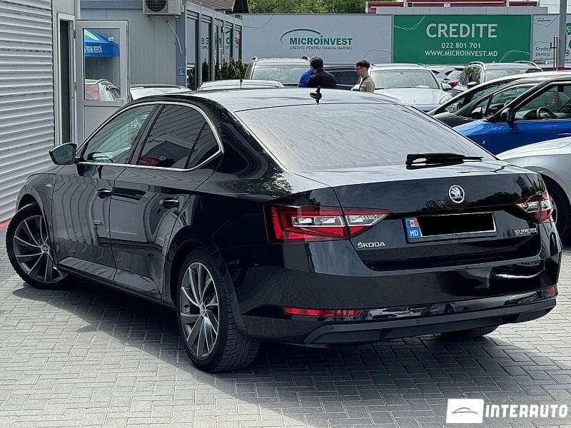 2018 Skoda Superb — Miniatură 4