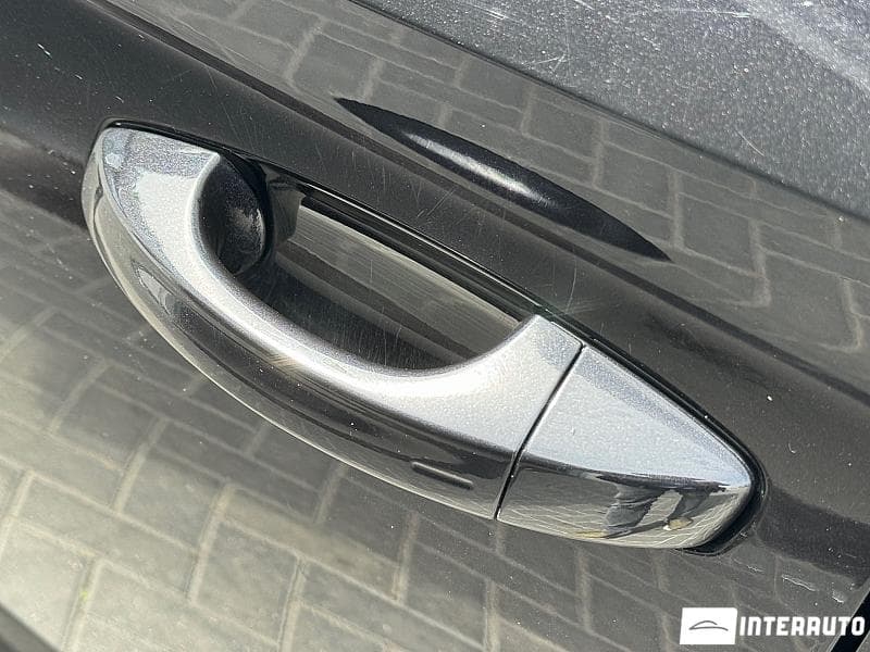 2018 Skoda Superb — Miniatură 17