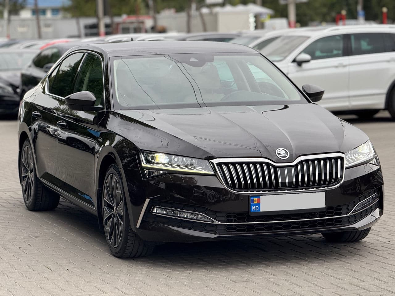 2022 Skoda Superb — Miniatură 3