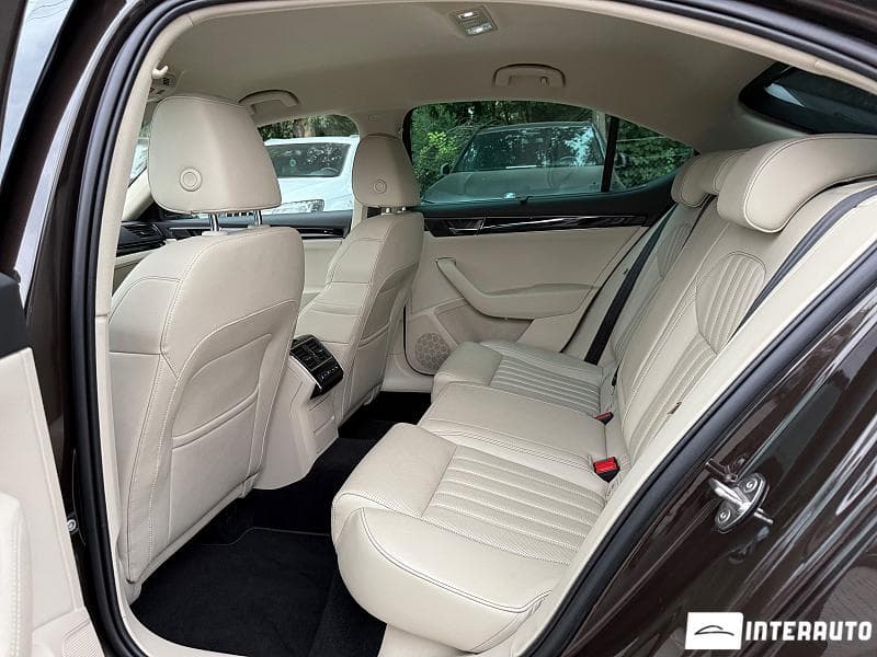2022 Skoda Superb — Miniatură 21