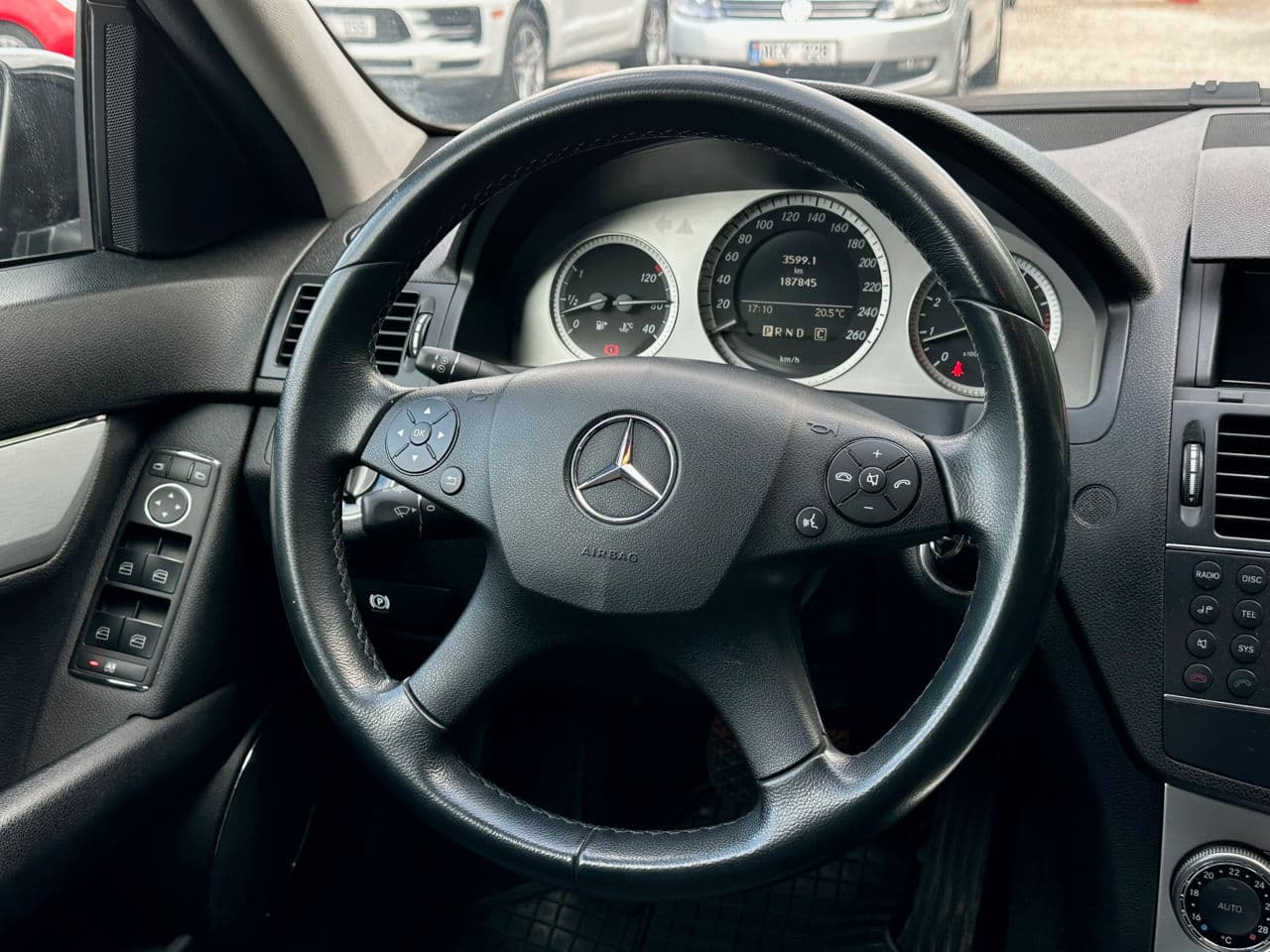 Mercedes C 180 2009 — Миниатюра 8