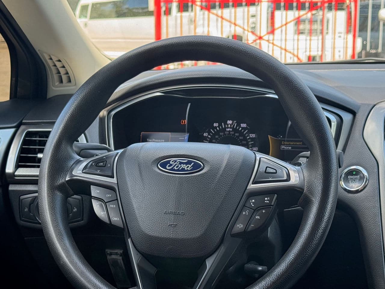 2016 Ford Fusion — Miniatură 8