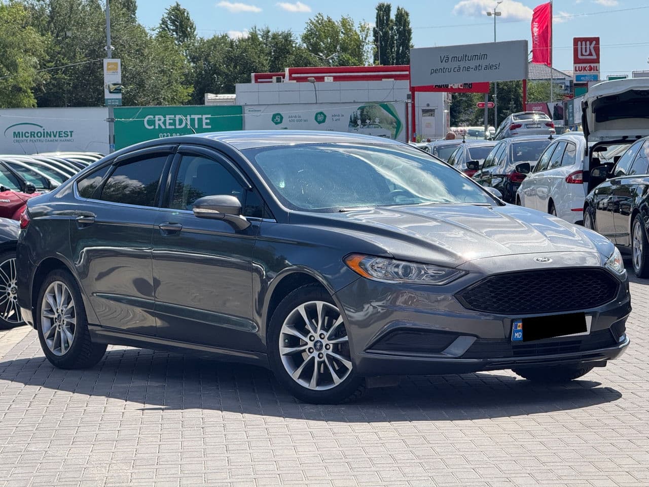 2016 Ford Fusion — Miniatură 2