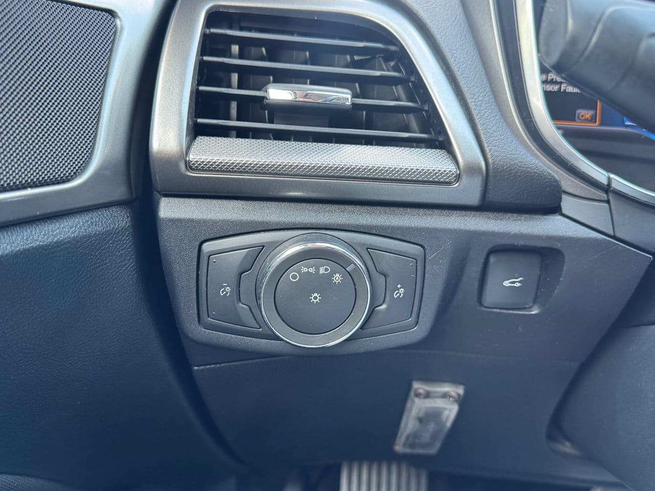 2016 Ford Fusion — Miniatură 12