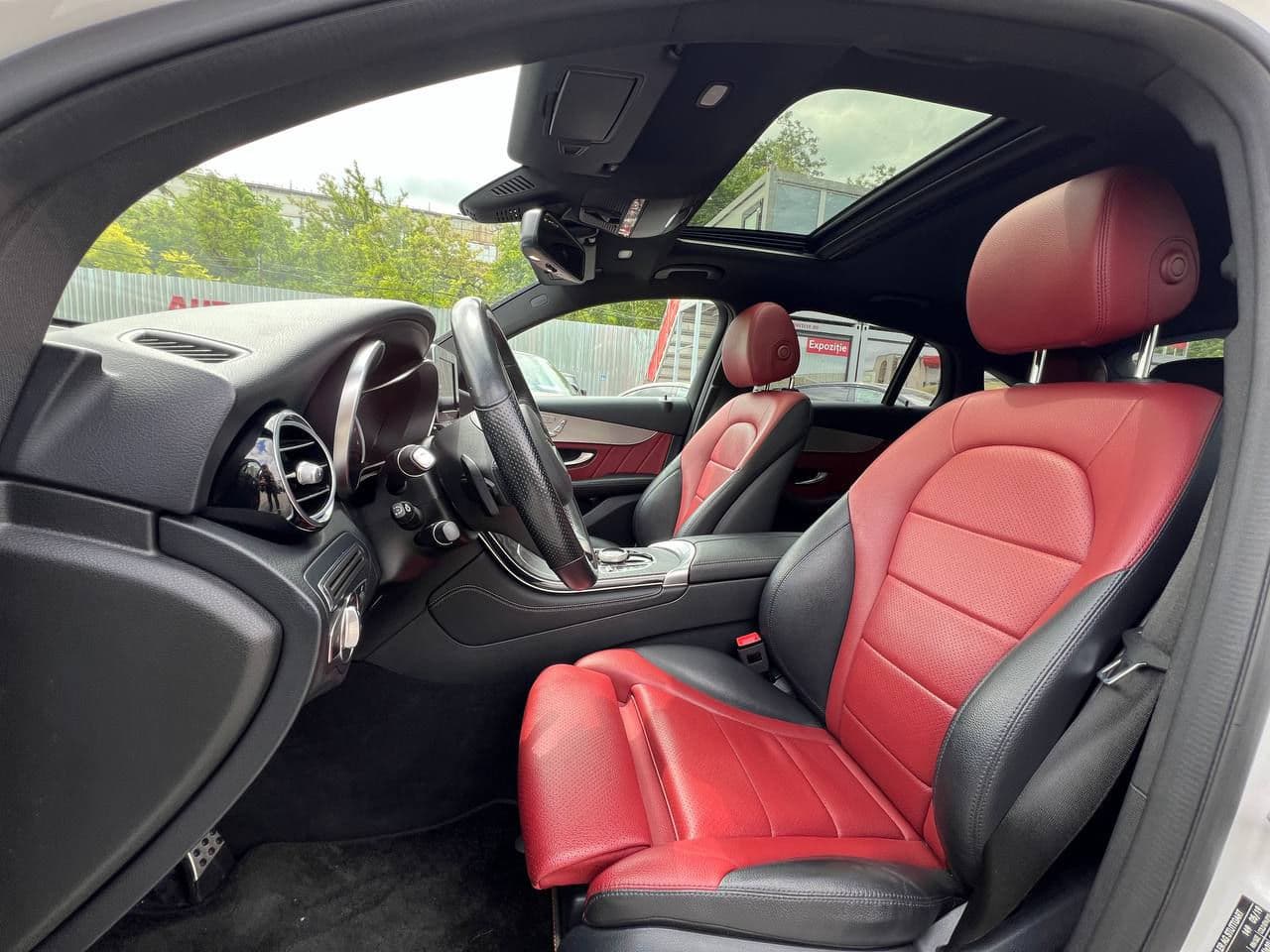 2019 Mercedes GLC 300 Coupe — Miniatură 9