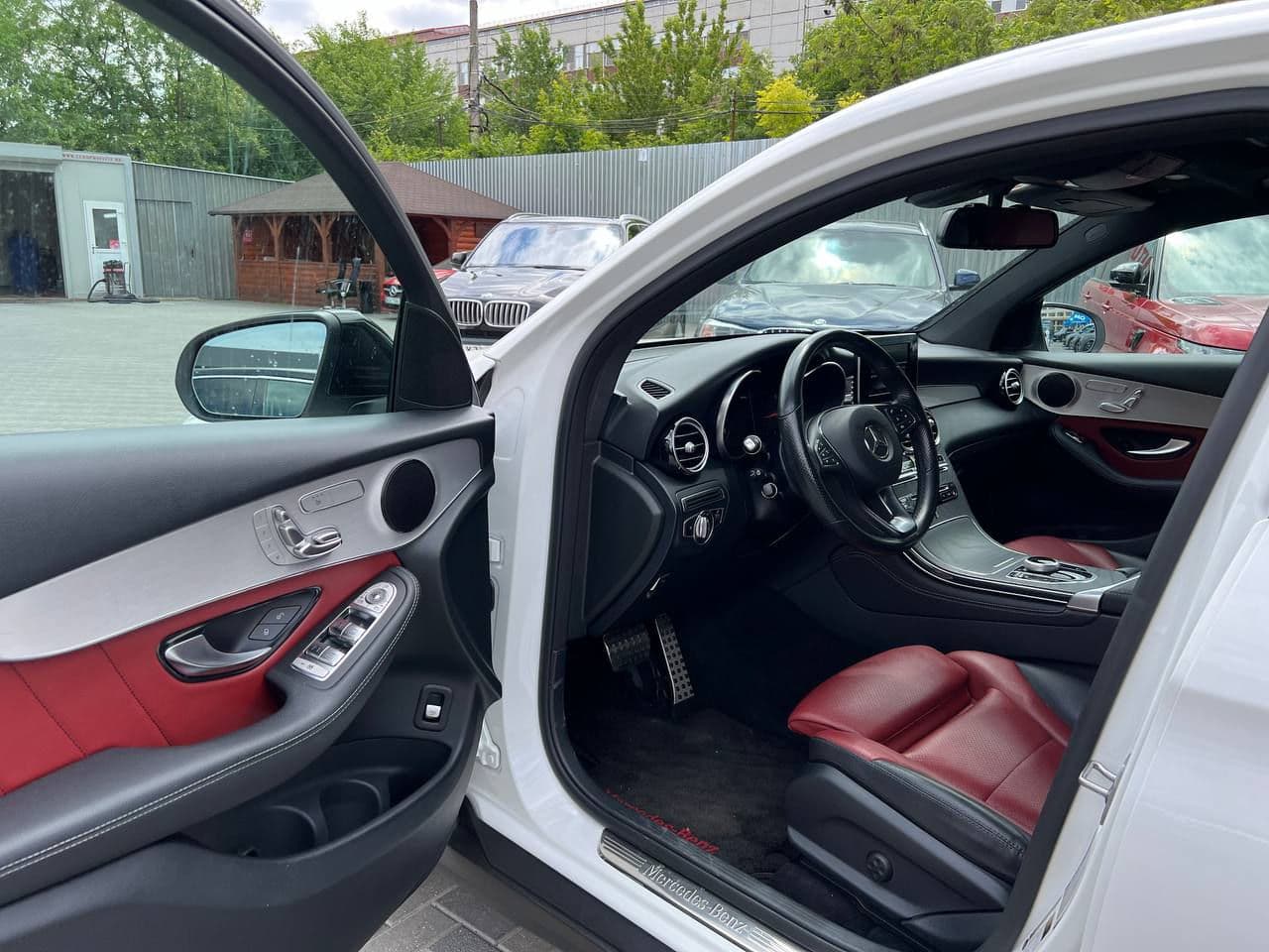 2019 Mercedes GLC 300 Coupe — Miniatură 7