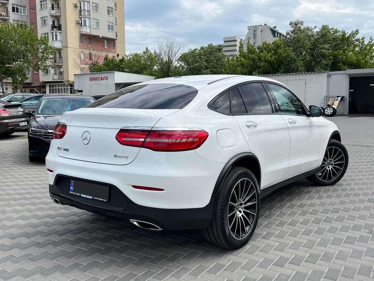 2019 Mercedes GLC 300 Coupe — Miniatură 2