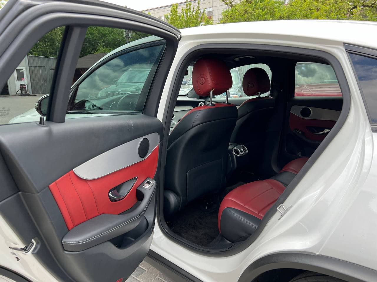 2019 Mercedes GLC 300 Coupe — Miniatură 16