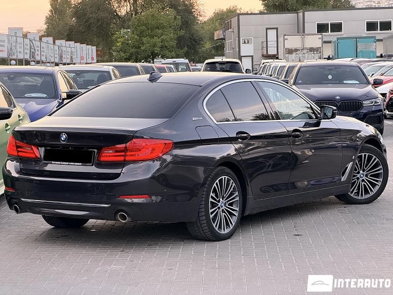 BMW 530e 2019 — Миниатюра 2
