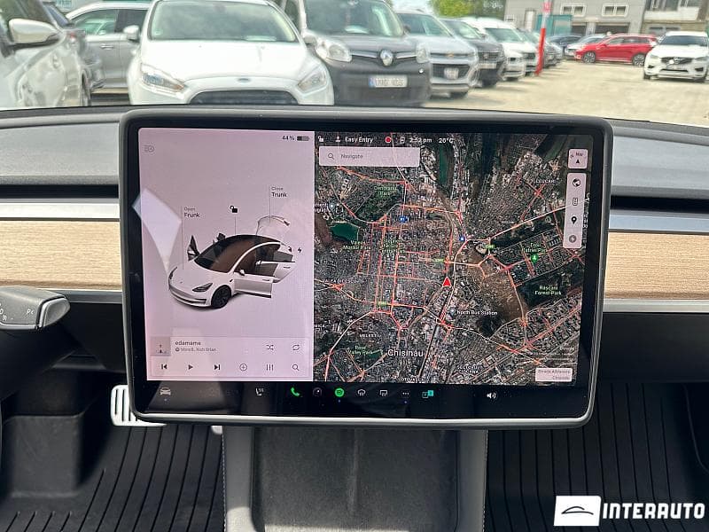 2021 Tesla Model 3 — Miniatură 9