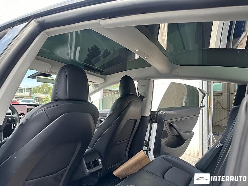 2021 Tesla Model 3 — Miniatură 18