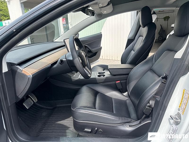 2021 Tesla Model 3 — Miniatură 6