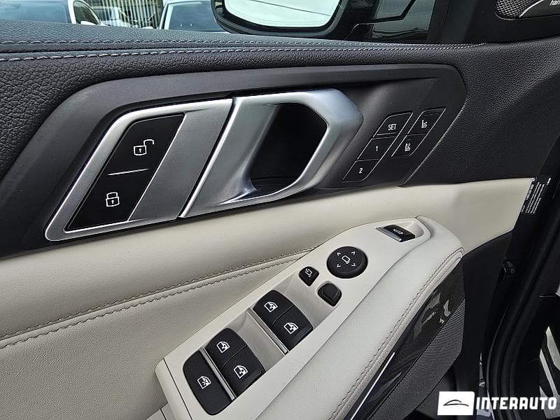 BMW X5 4.0i 2020 — Миниатюра 8