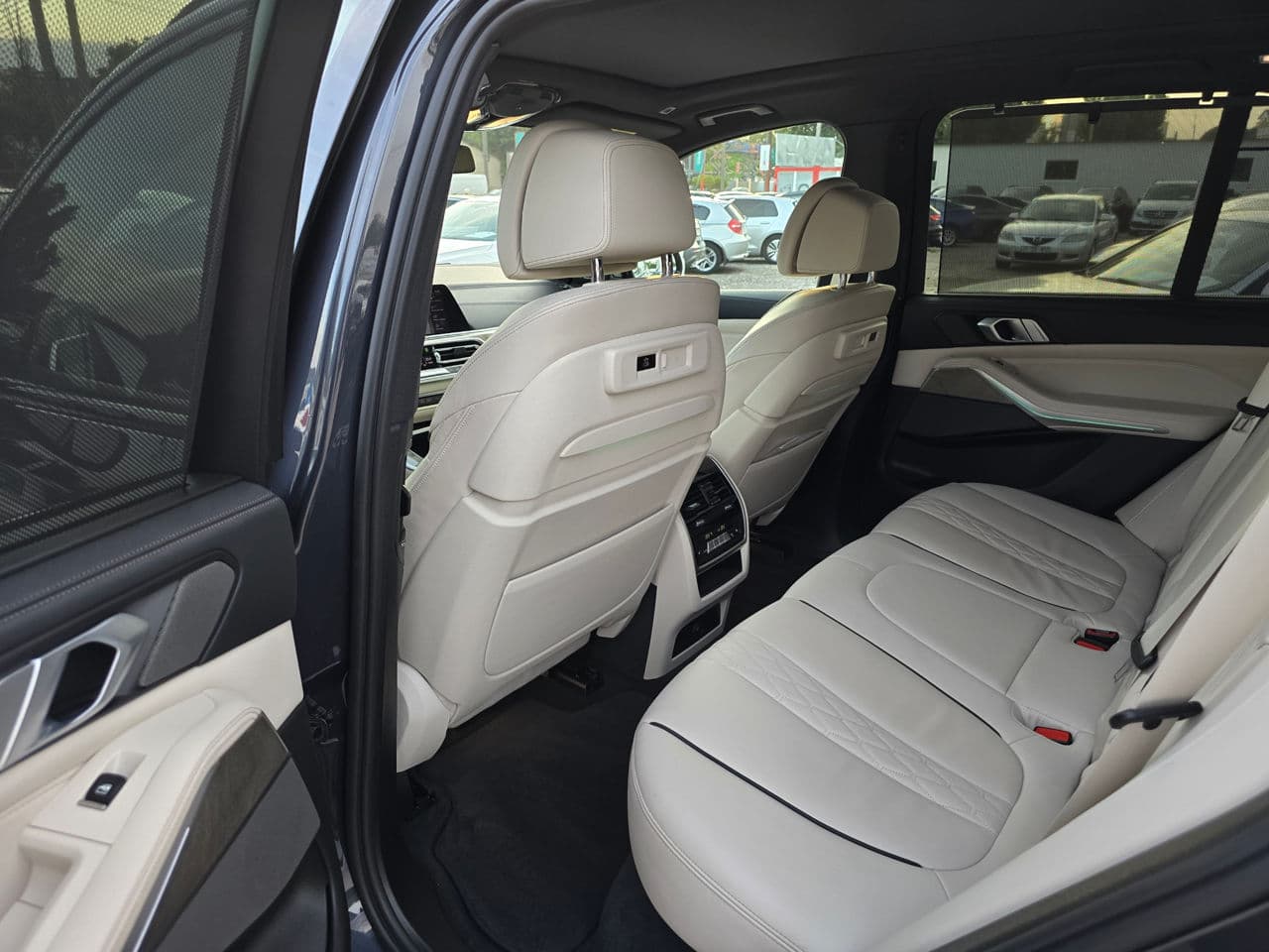 BMW X5 4.0i 2020 — Миниатюра 21
