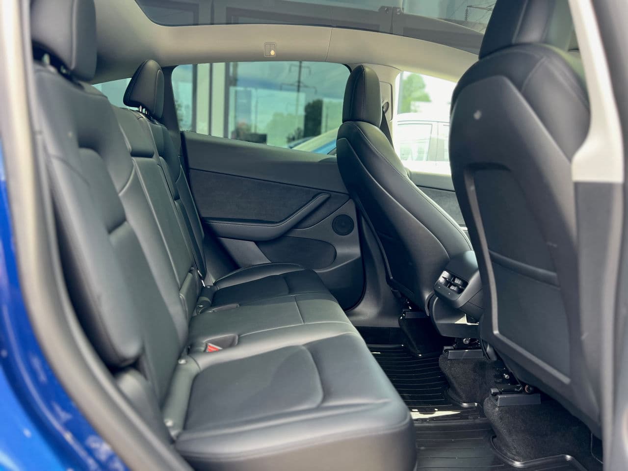 2022 Tesla Model Y — Miniatură 13