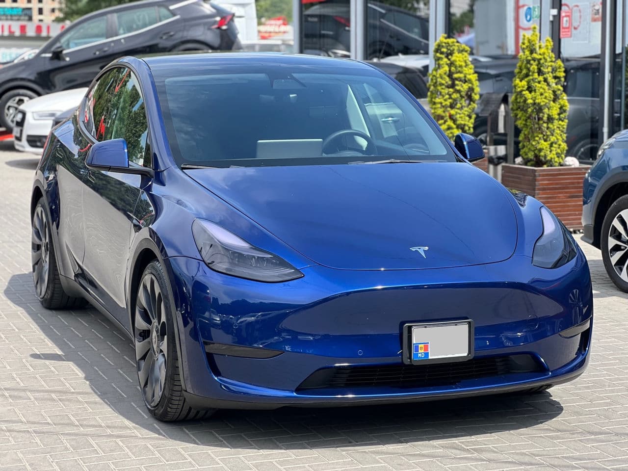 2022 Tesla Model Y — Miniatură 3