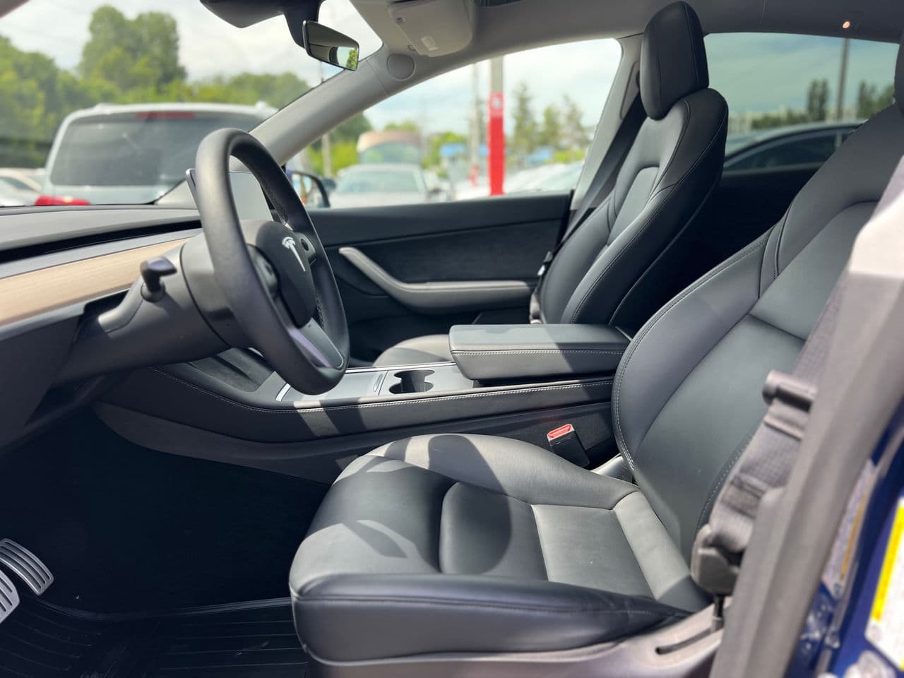 2022 Tesla Model Y — Miniatură 6