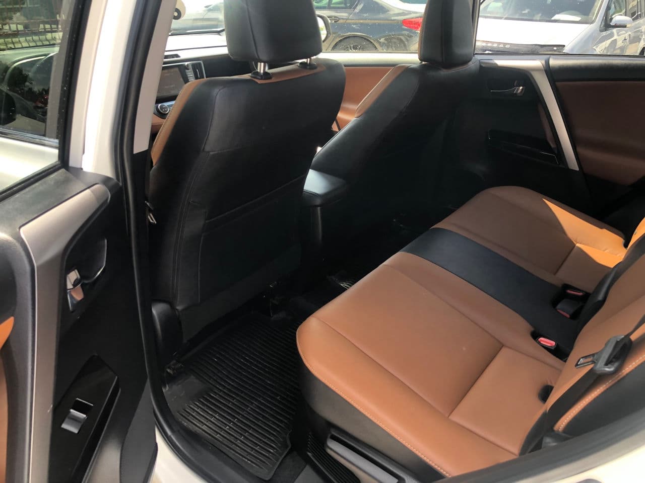 Toyota Rav-4 2016 — Миниатюра 16