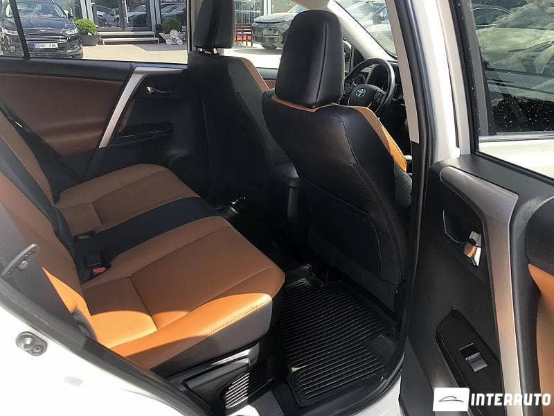 Toyota Rav-4 2016 — Миниатюра 15