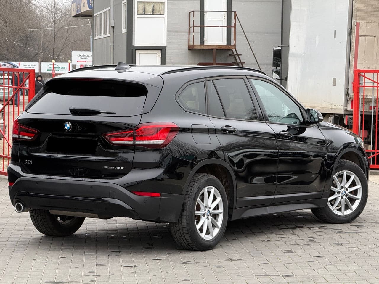 BMW X1 1.6D 2020 — Миниатюра 2