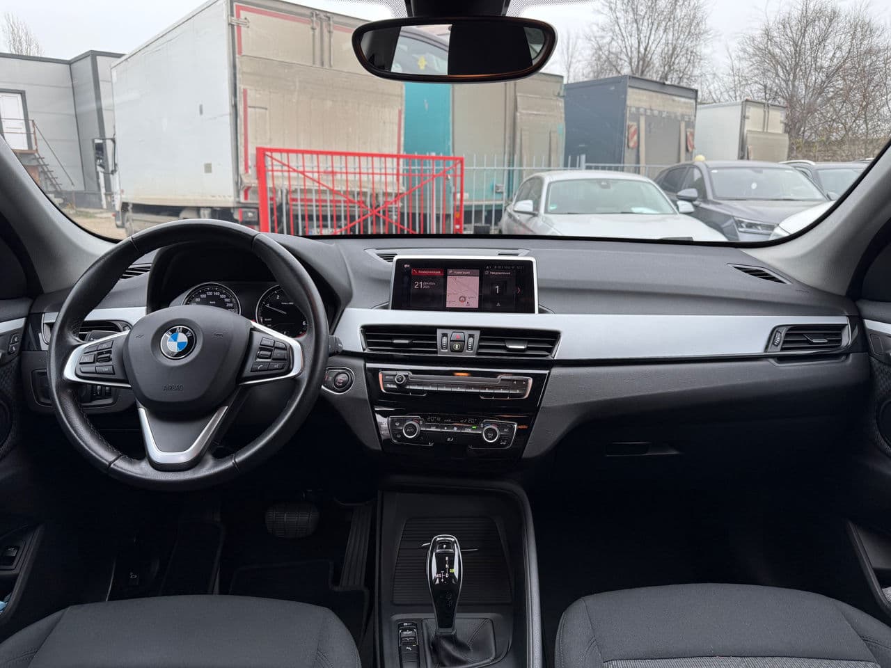 BMW X1 1.6D 2020 — Миниатюра 9