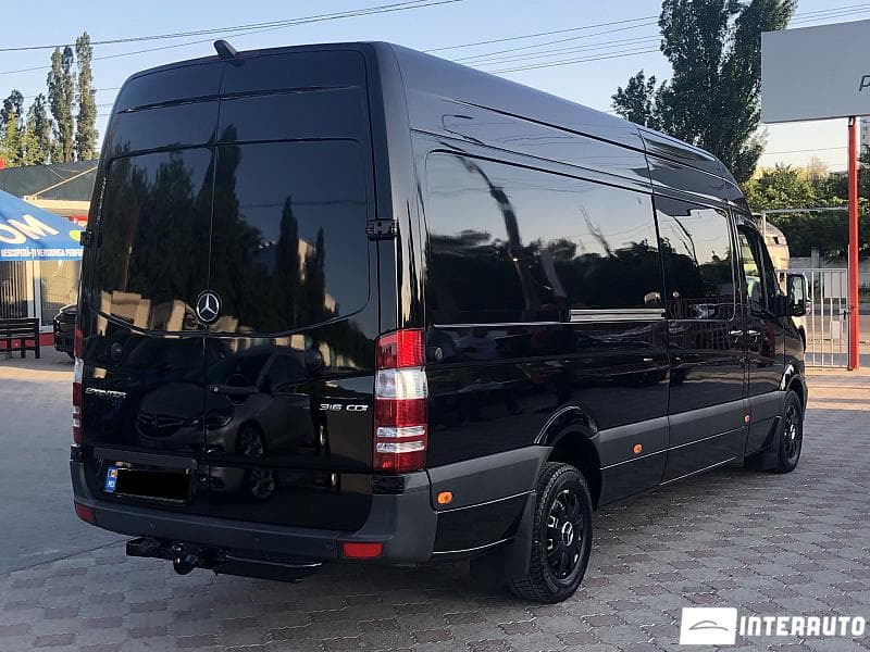 2016 Mercedes Sprinter — Miniatură 3