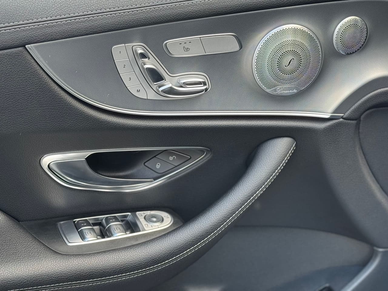 Mercedes E 220 2019 — Миниатюра 7