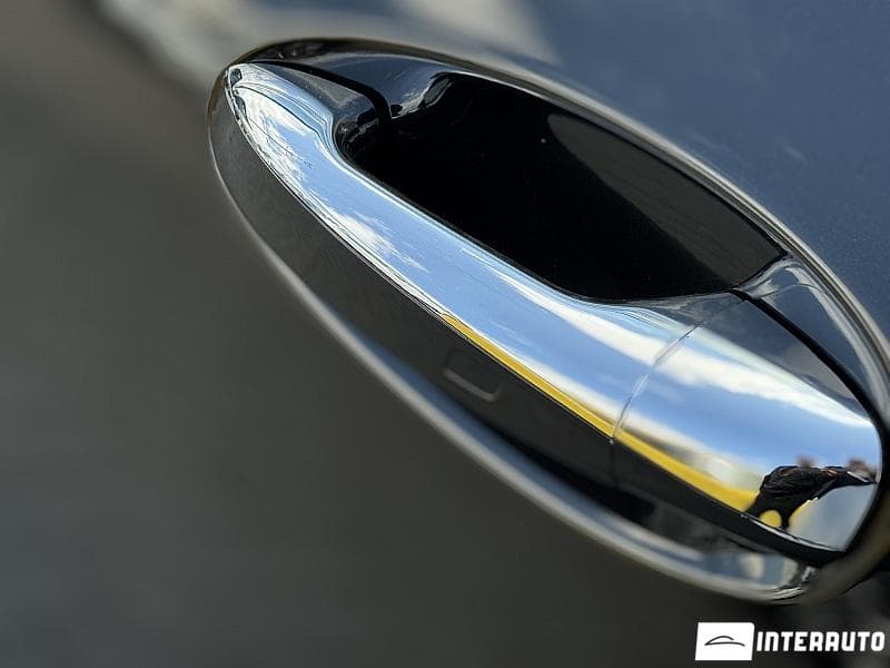 Mercedes E 220 2019 — Миниатюра 5