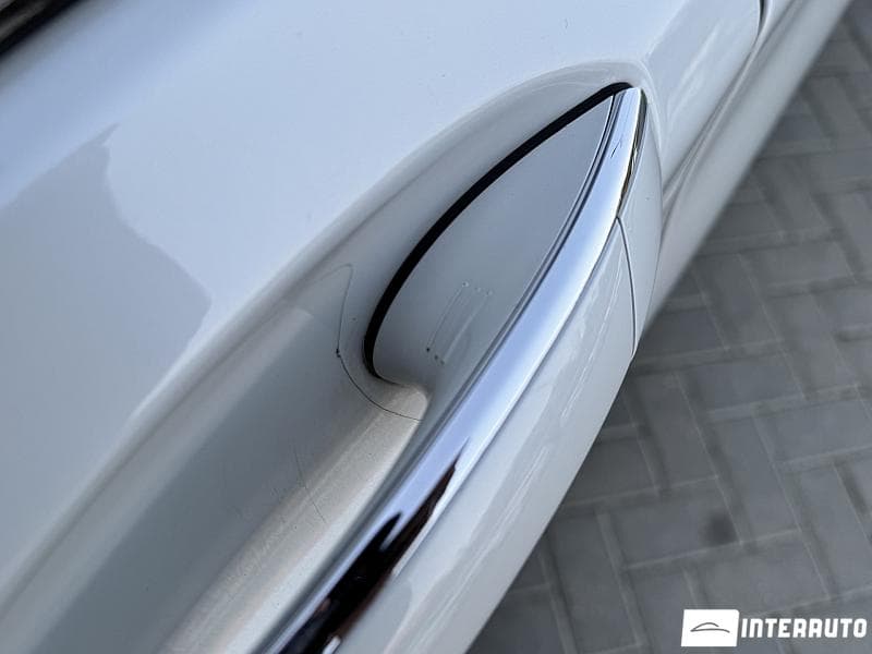 2017 BMW 740e — Miniatură 21