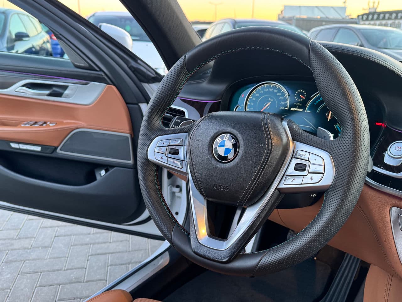 2017 BMW 740e — Miniatură 10