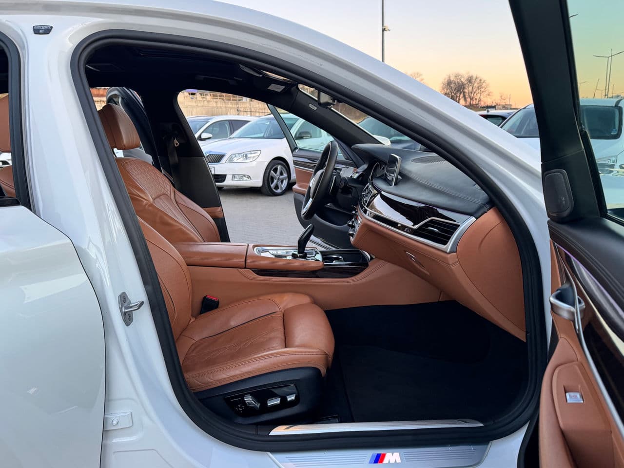 2017 BMW 740e — Miniatură 18