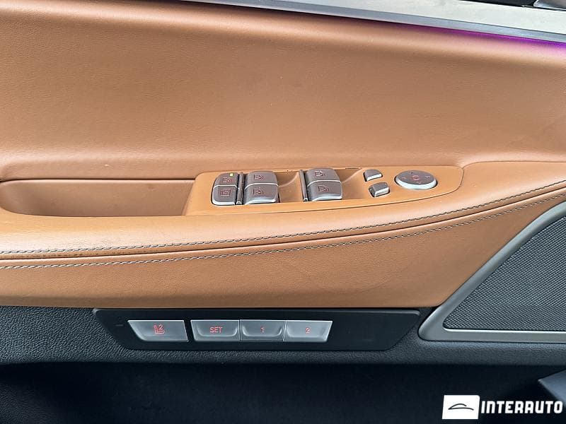 2017 BMW 740e — Miniatură 24