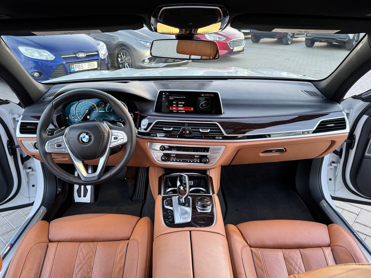 2017 BMW 740e — Miniatură 8