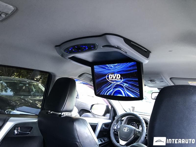2017 Toyota Rav-4 — Miniatură 12