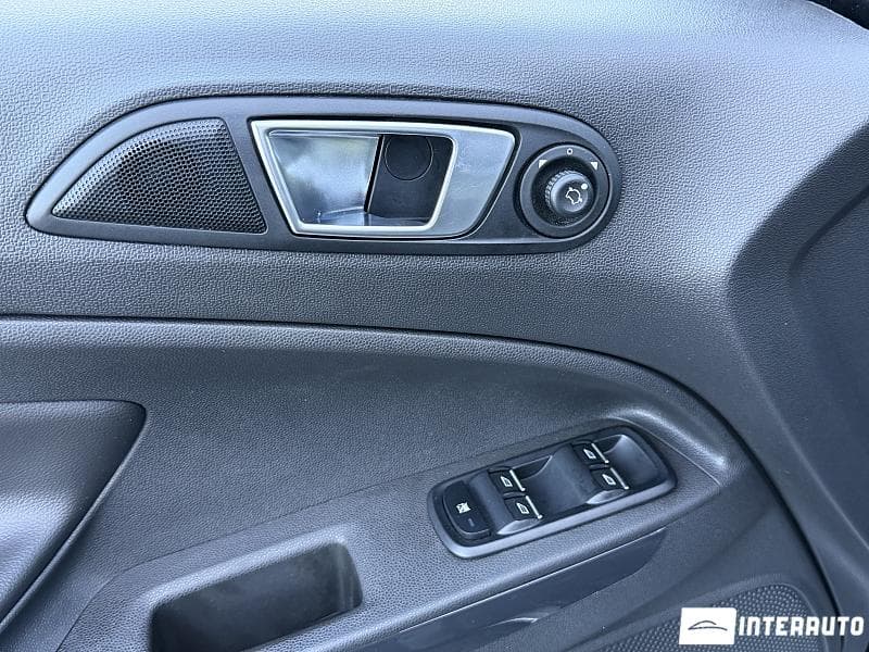 2016 Ford Ecosport — Miniatură 16