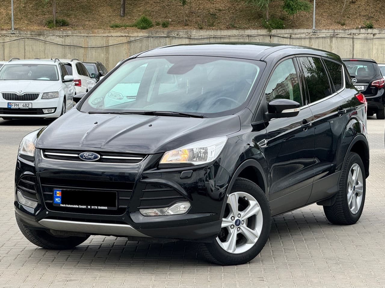 2015 Ford Kuga — Miniatură 2