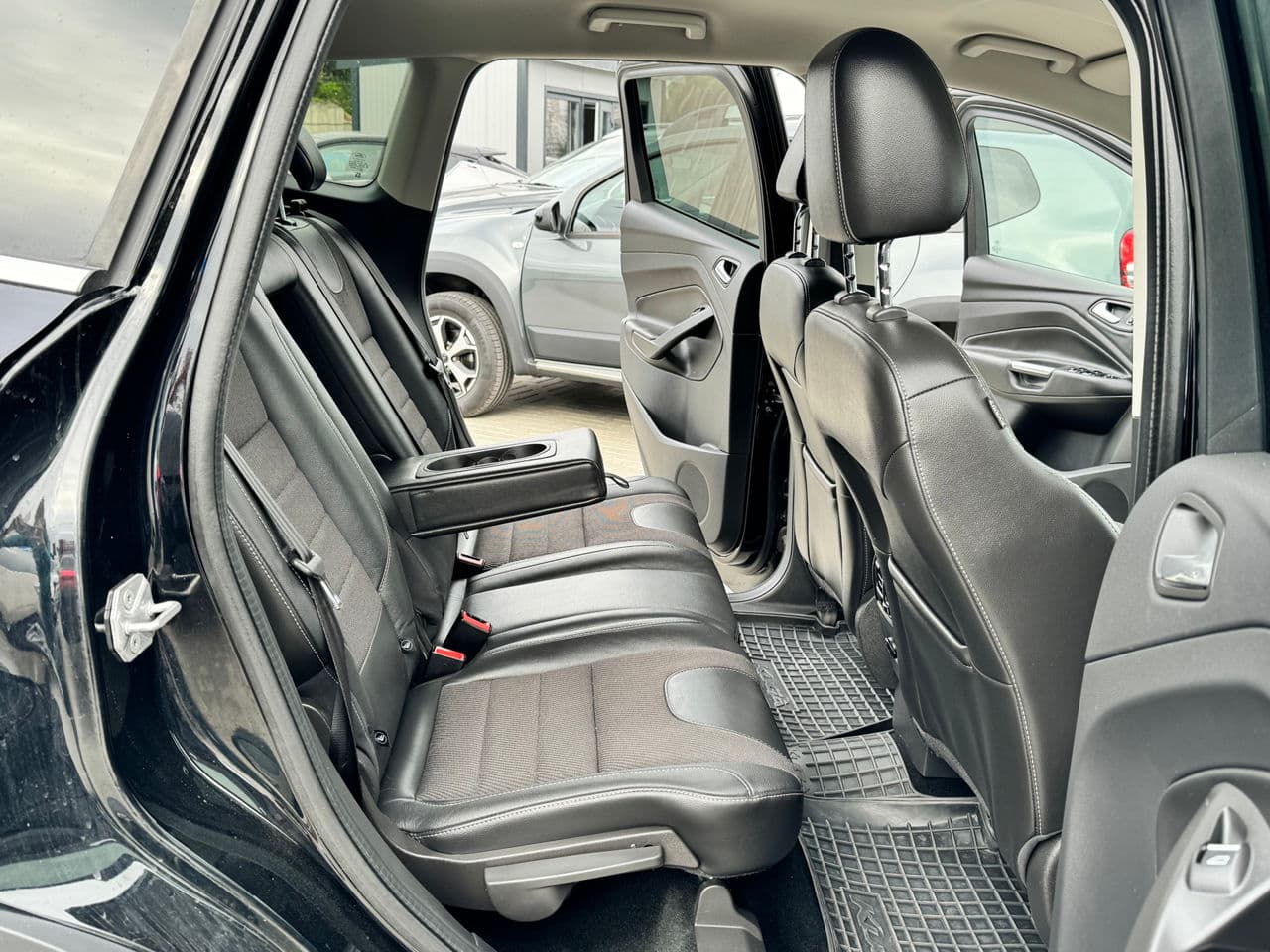 2015 Ford Kuga — Miniatură 14