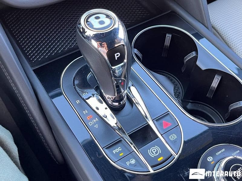 2019 Bentley Bentayga — Miniatură 14