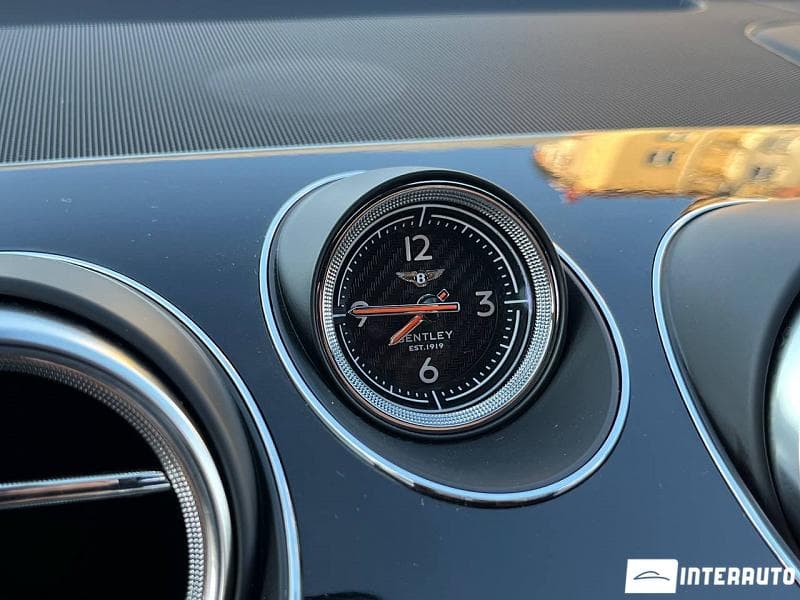 2019 Bentley Bentayga — Miniatură 10
