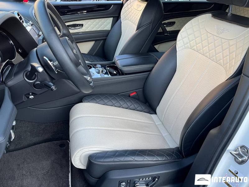 2019 Bentley Bentayga — Miniatură 6
