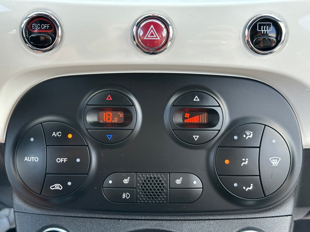 Fiat 500E 2016 — Миниатюра 11