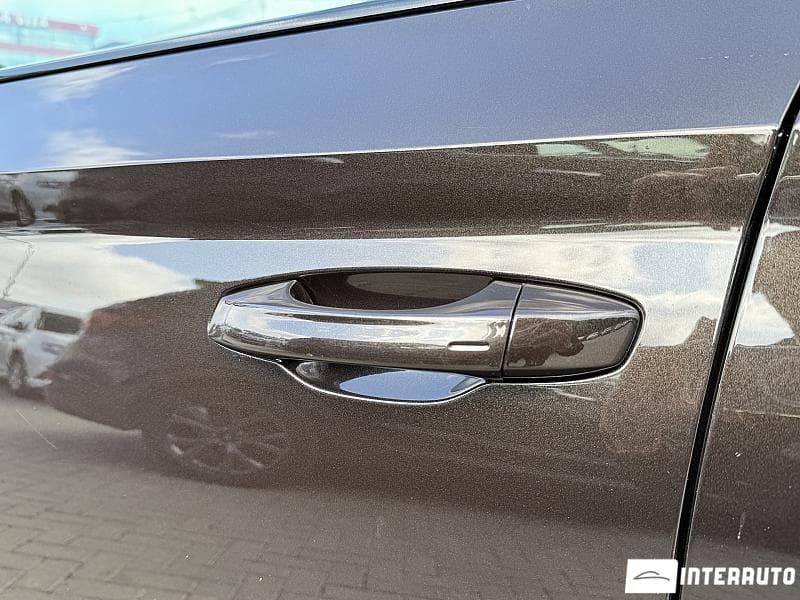 2016 Skoda Superb — Miniatură 23
