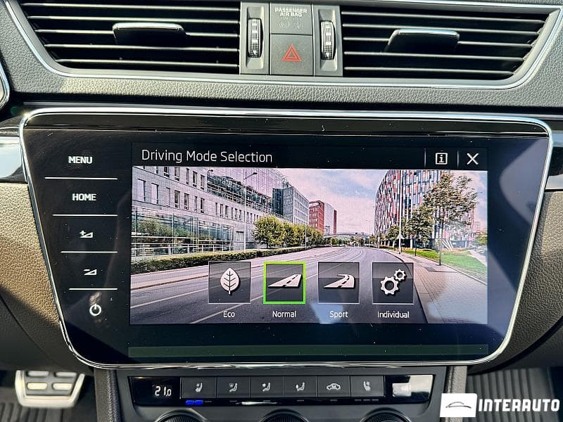 2016 Skoda Superb — Miniatură 14