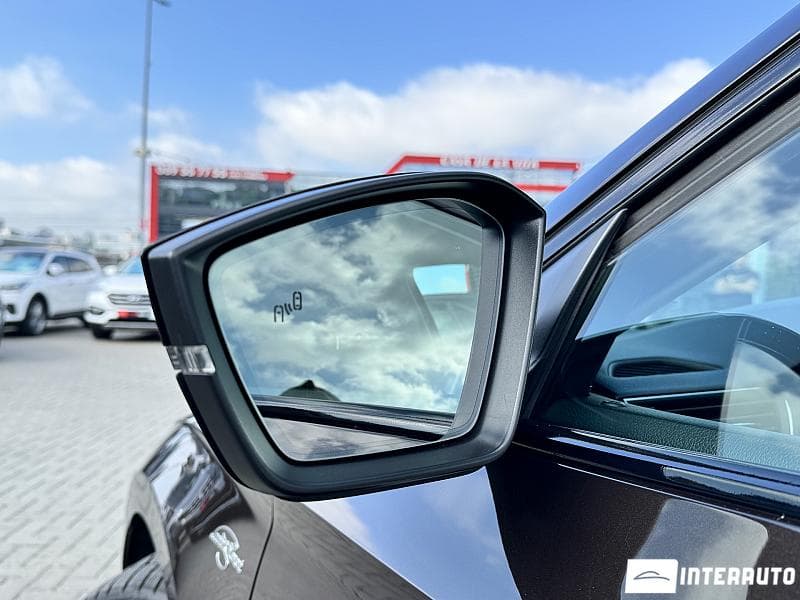 2016 Skoda Superb — Miniatură 24