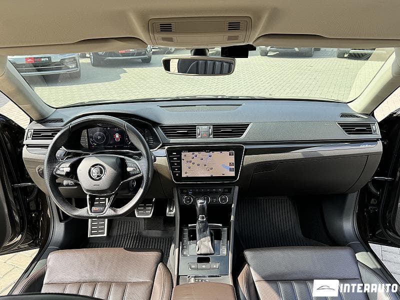 2016 Skoda Superb — Miniatură 10